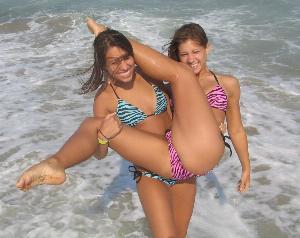 Desi Bikini 15.jpg Bollywood Bikini Actress Models